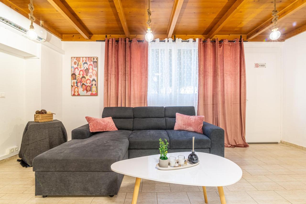 New Loft In The Heart Of City Center Heraklion  Bagian luar foto